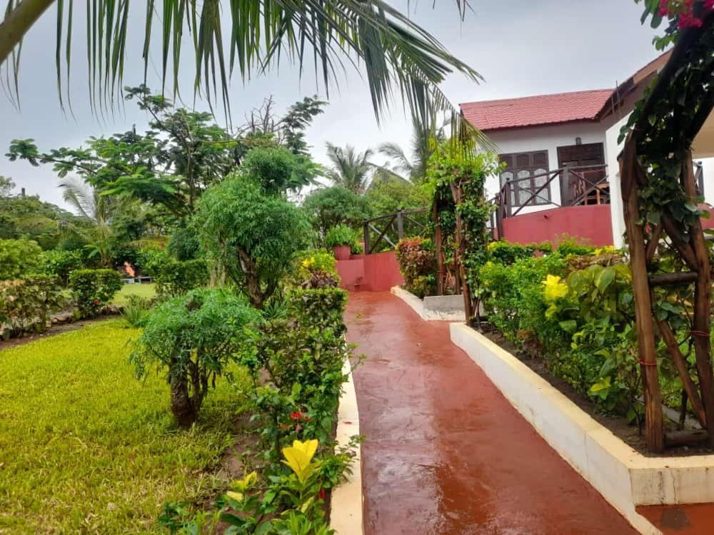Majani Breeze Villa Nungwi Exterior photo