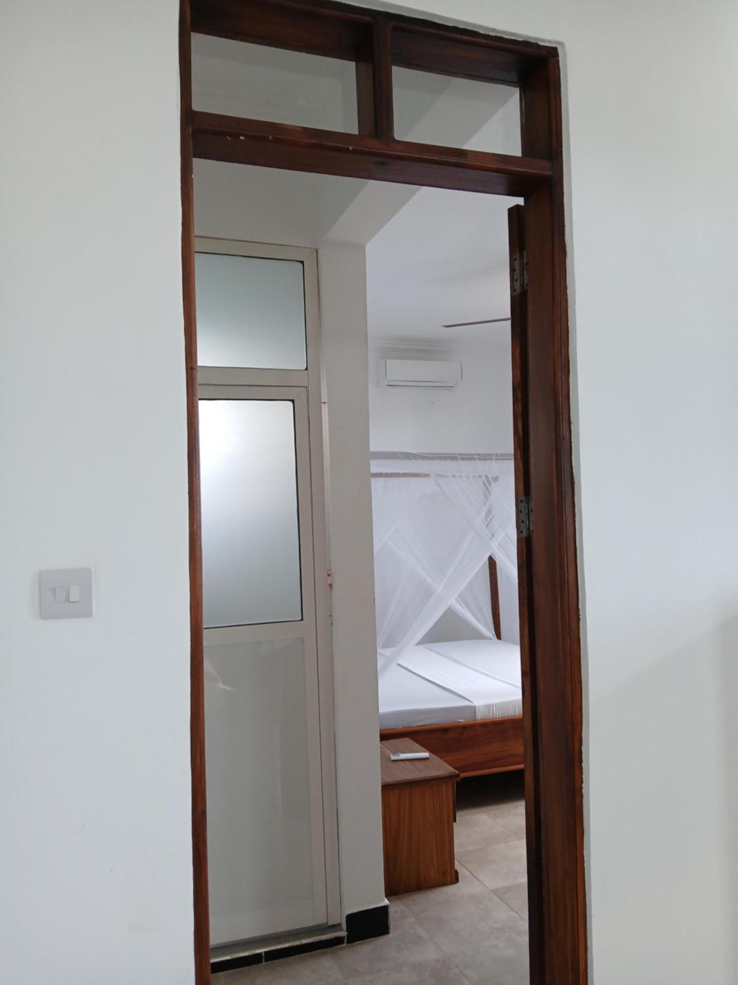 Majani Breeze Villa Nungwi Room photo