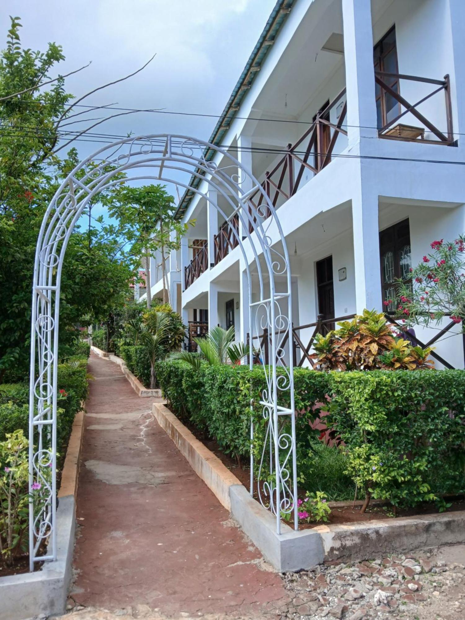 Majani Breeze Villa Nungwi Exterior photo