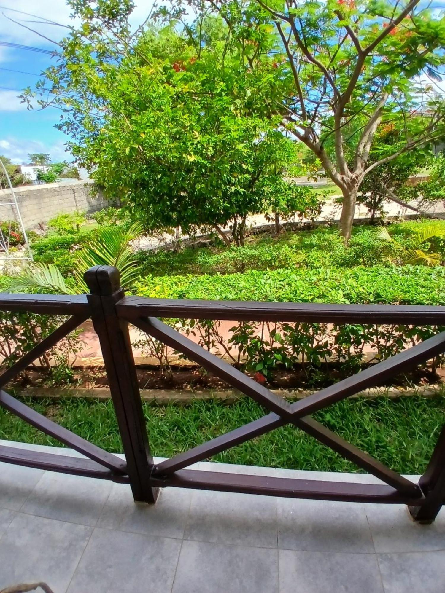 Majani Breeze Villa Nungwi Exterior photo